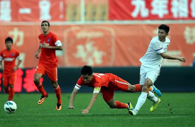 爱游戏-拉力赛杯赛焦点战：皖南雄狮队强势反弹漠南雷豹队，客场强势带走胜利。保级形势悄然变化的简单介绍